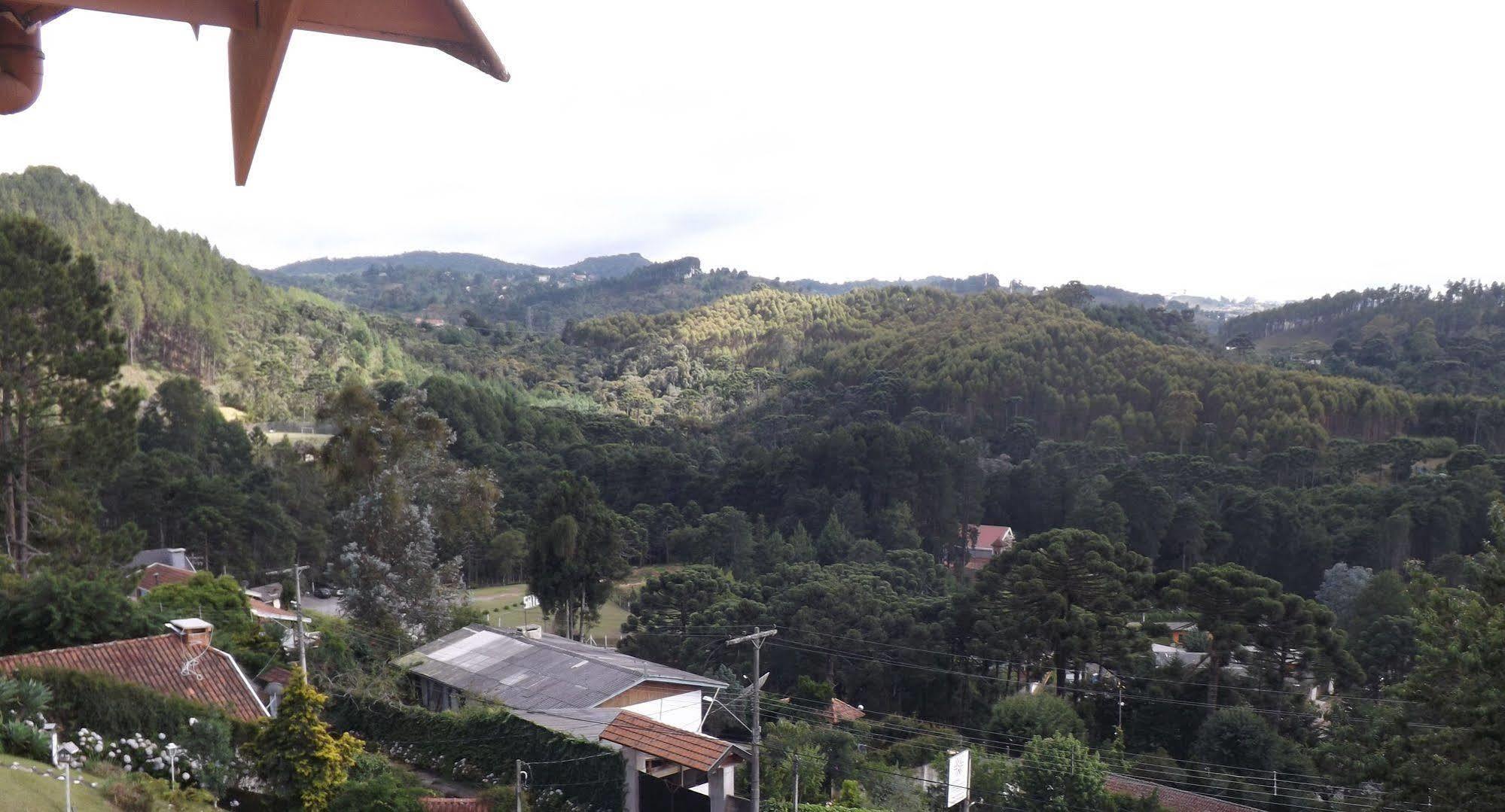 فندق Pousada Alpenrose Campos do Jordão المظهر الخارجي الصورة